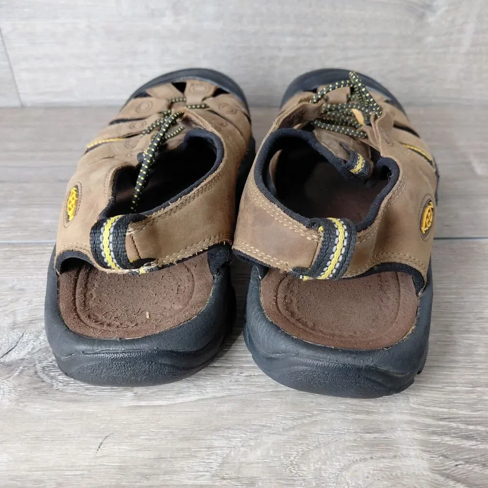 KEEN Newport H2 Sandals Mens 8 Brown Leather Waterproof Hiking Fisherman Shoes